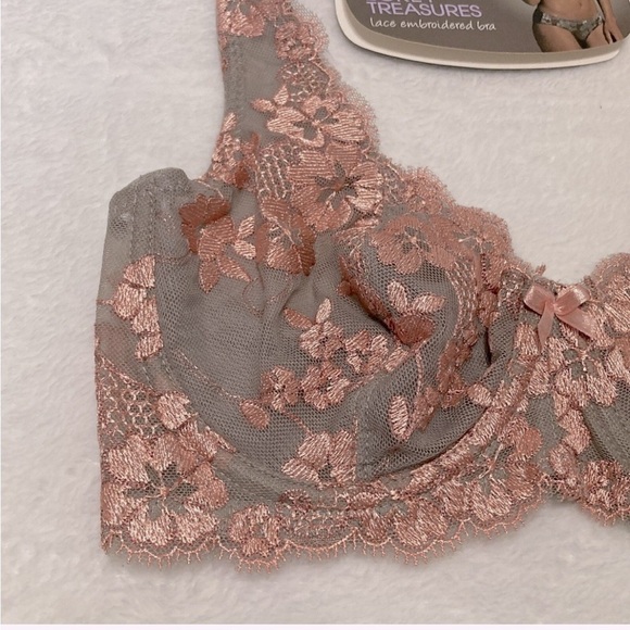 Lace Embroidered Unlined Bra - Picture 2 of 11